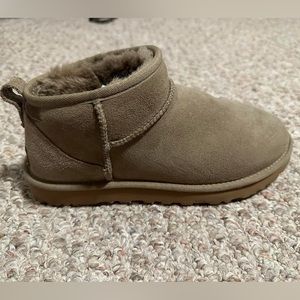 UGG Ultra Mini